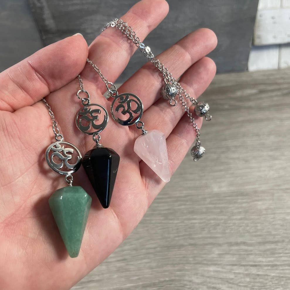Ohm Symbol Crystal Dowsing Pendulum – Chakra Healing & Reiki Divination Tool